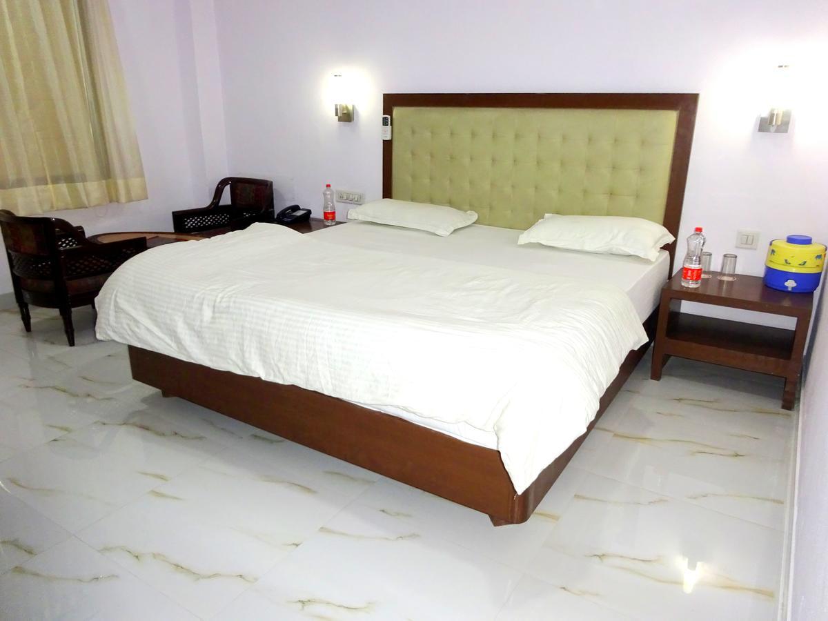 Hotel Utsav Nāthdwāra Εξωτερικό φωτογραφία