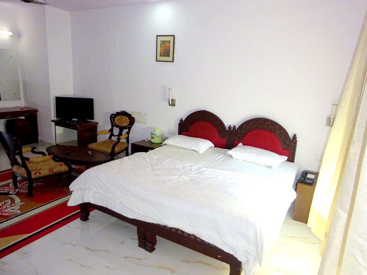 Hotel Utsav Nāthdwāra Εξωτερικό φωτογραφία